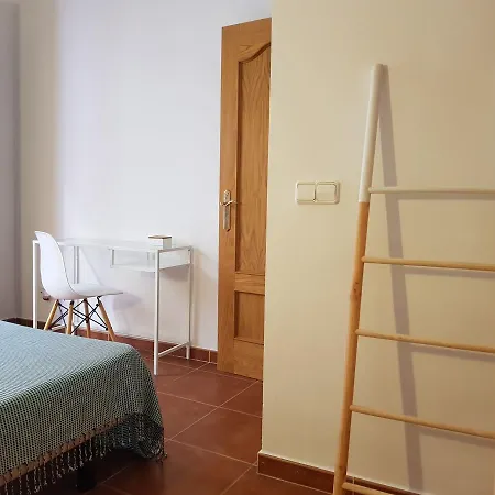 Florit Flats - The Mercado Apartment *