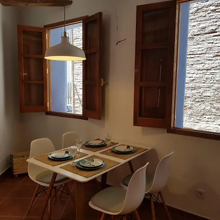 Florit Flats - The Mercado Apartment *
